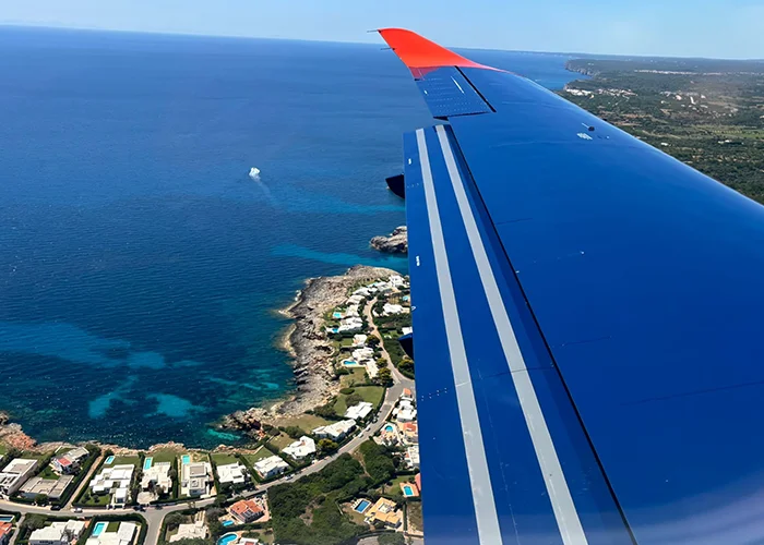 imgi_1_airplance-scaled-1-700x500-1