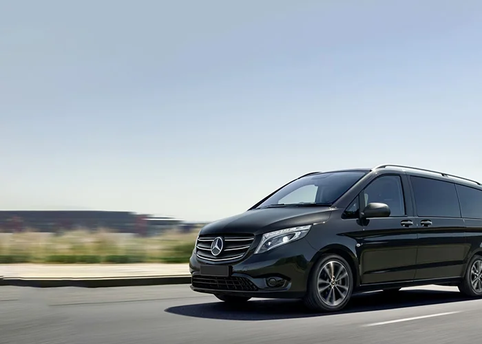 imgi_1_private_tours-scaled-1-700x500-1